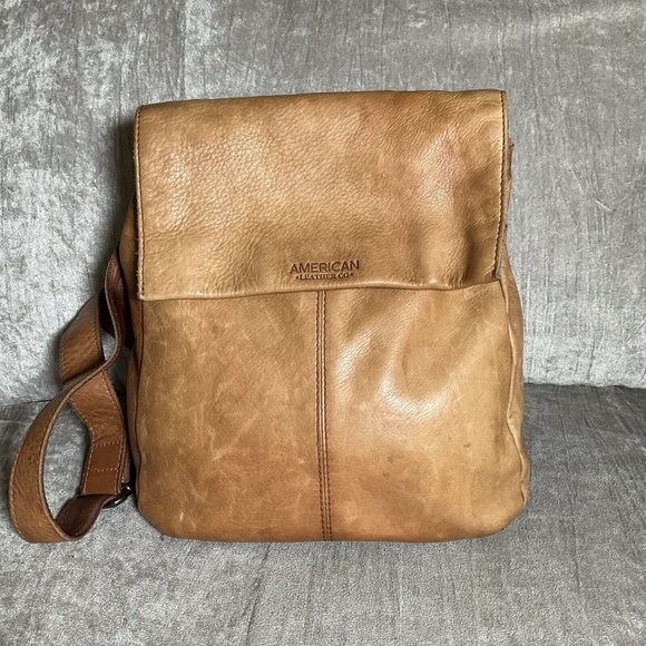 American Leather Company Handbags - American Leather Company Liberty Backpack in Caffe Latte Smooth